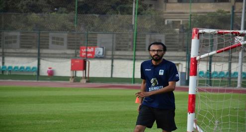 حوار يلا كورة .. قصة علي طه لاعب الكرة الذي أصبح محلل أداء مع أمونيكي في منتخب تنزانيا
